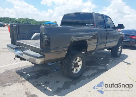 2002 Dodge Ram 2500 St из США, поврежденный, VIN 3B7KF23632M314678